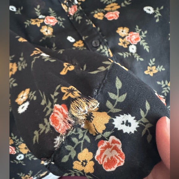 Abound Button Down - Picture 3 of 3